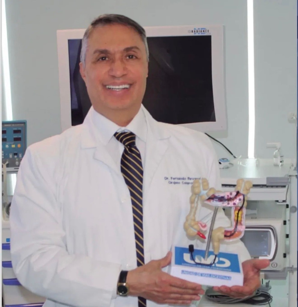 Dr. Fernando Reverol